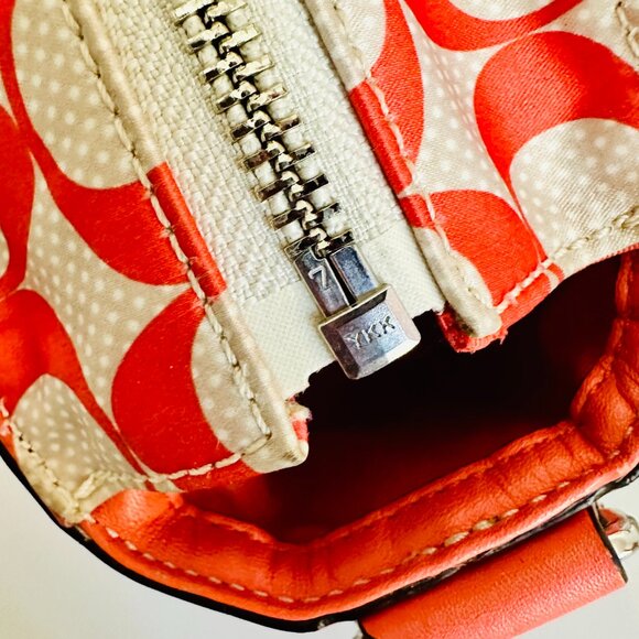 EUC COACH WATER RESISTANT SIGNATURE LOGO POLKA DOTS BABY DIAPER TOTE W DUST BAG - Picture 12 of 16